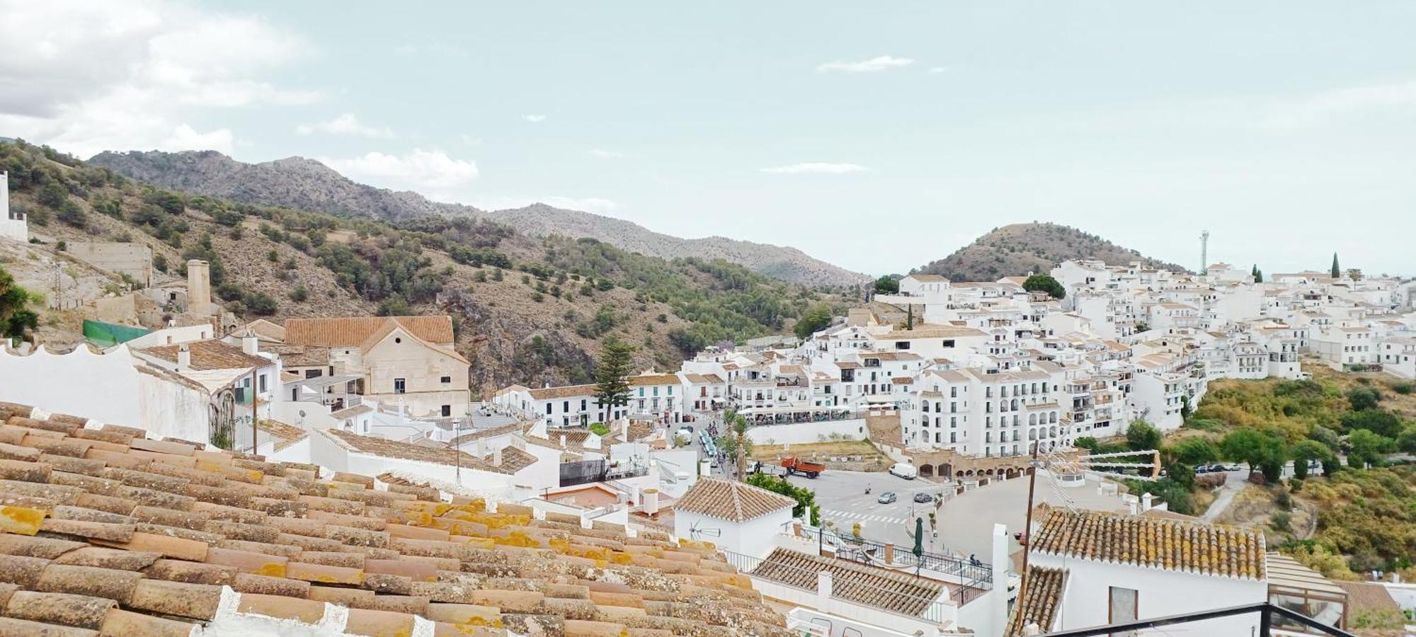 Las Pizarrillas: Tu Hogar En Este Blanco Pueblo Frigiliana Kültér fotó